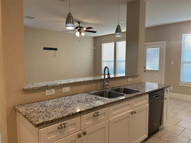 Foto del edificio - 206 Drake Run Ln