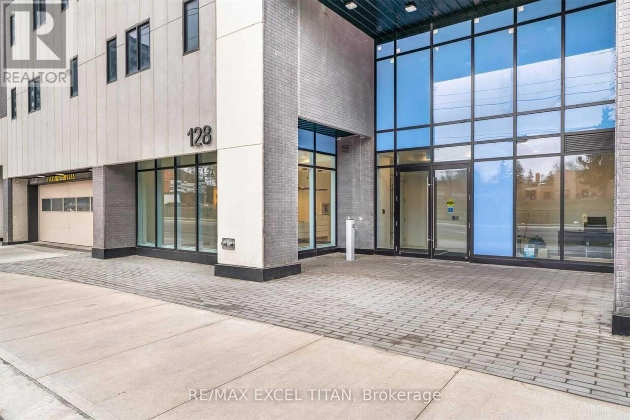 Photo principale - 128-128 King St N