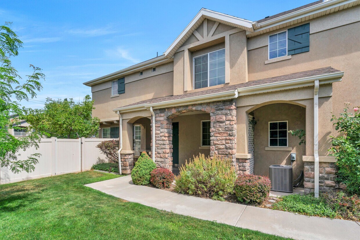 Foto principal - 1287 W Spencer Rd