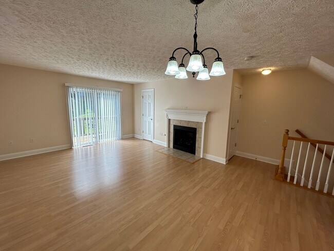 Building Photo - Available for the 2026-2027 lease term.