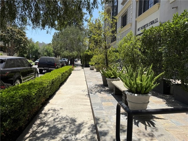 Building Photo - 107 N Swall Dr