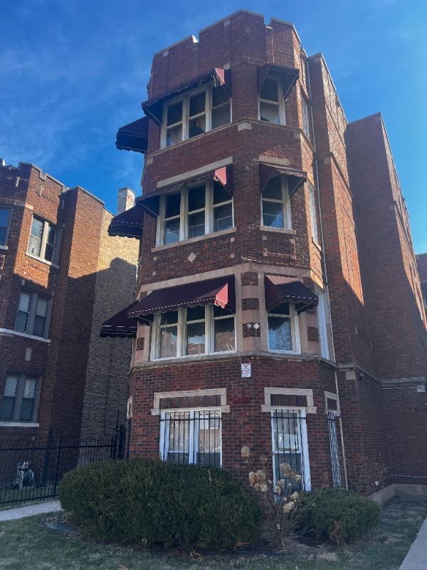 Foto principal - 8209 S Evans Ave