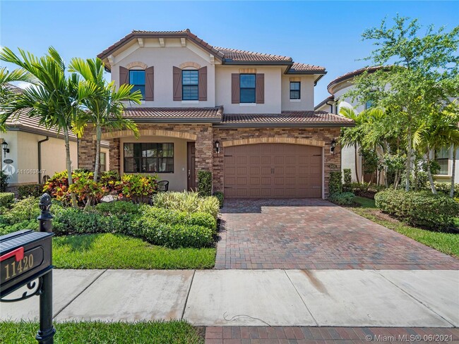 Building Photo - 11420 Watercrest Cir E