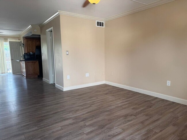 Building Photo - 5937 SW 36th Ct
