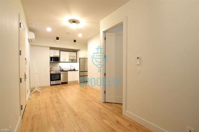 Foto del edificio - 1 br, 1 bath Apartment - 1631 Pacific St 1A