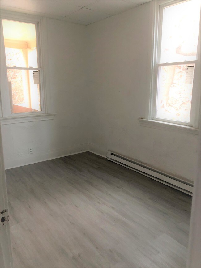 Foto del edificio - 2235 1/2 S Braddock Ave