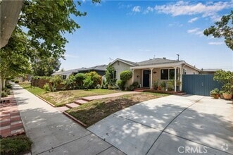 Building Photo - 6219 Agnes Ave