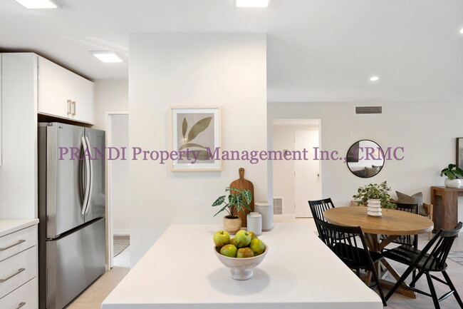 Building Photo - The Best View in Southern Marin! Luxury To...