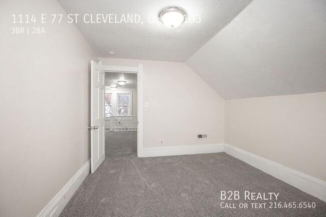 Foto del edificio - 1114 E 77th St