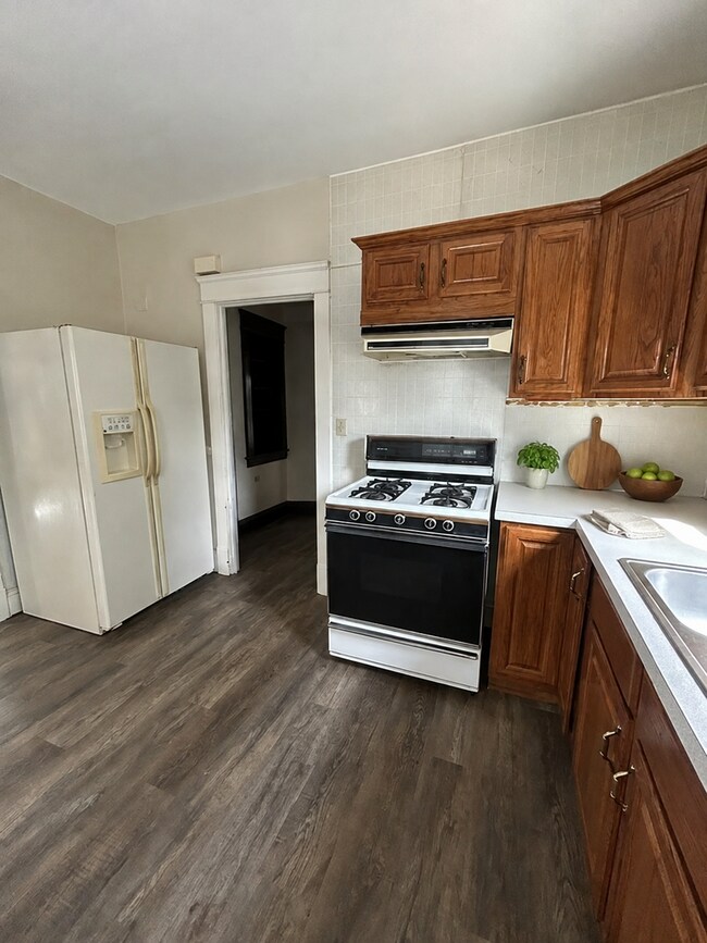 Foto del edificio - 4140 E 113th St