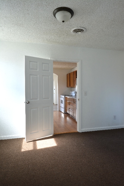 Building Photo - Affordable One Bedroom with Extra Space!