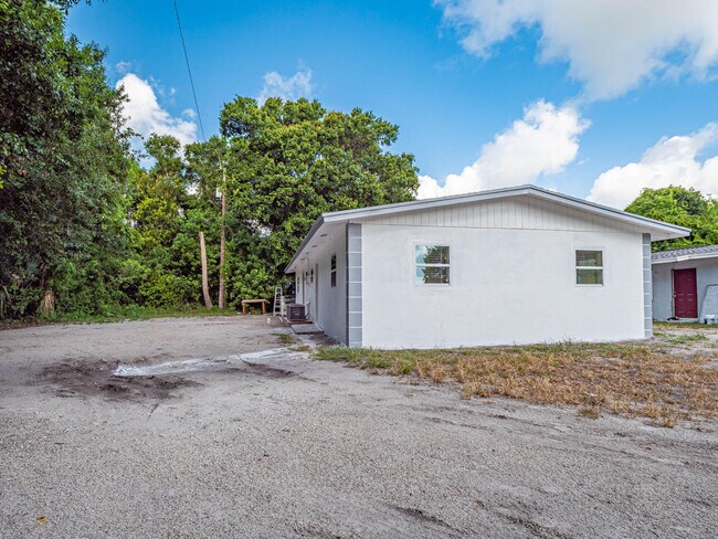 Building Photo - 4439 31st Ave