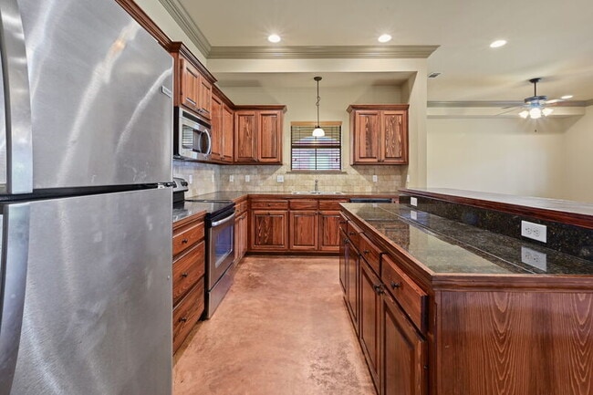 Foto del edificio - 3266 Northlake Ave