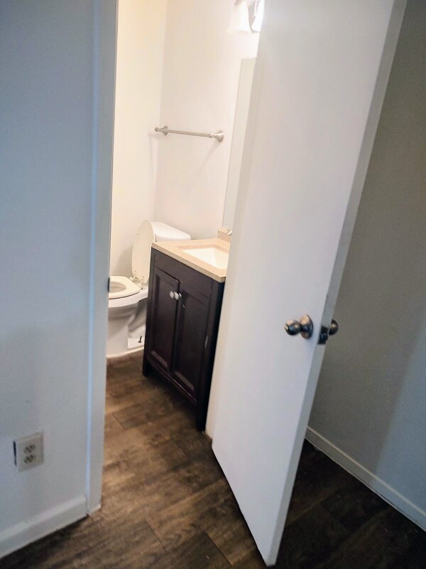 Building Photo - 1907 Hearthstone Dr