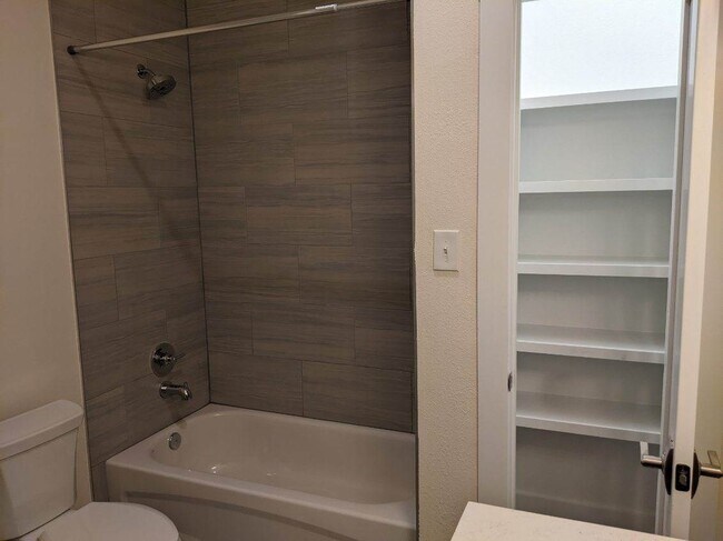 Foto del edificio - Vineyard Crossing Apartments