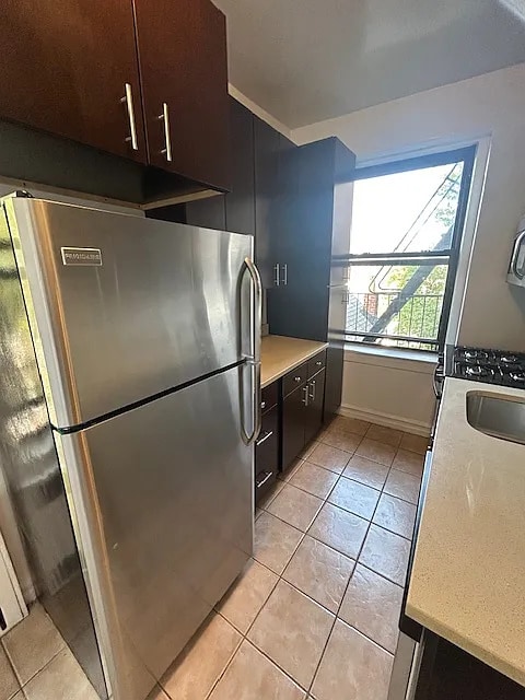 Building Photo - 63-45 Wetherole St