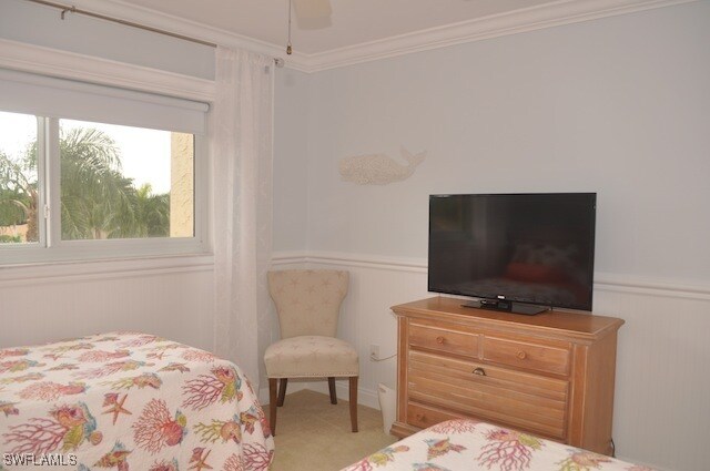 Foto del edificio - 555 Park Shore Dr