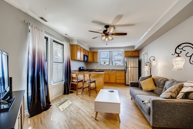 Foto del edificio - 1627 W Columbia Ave