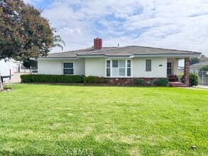 Building Photo - 4840 Heleo Ave