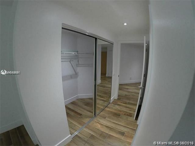 Foto del edificio - 21150 NE 38th Ave