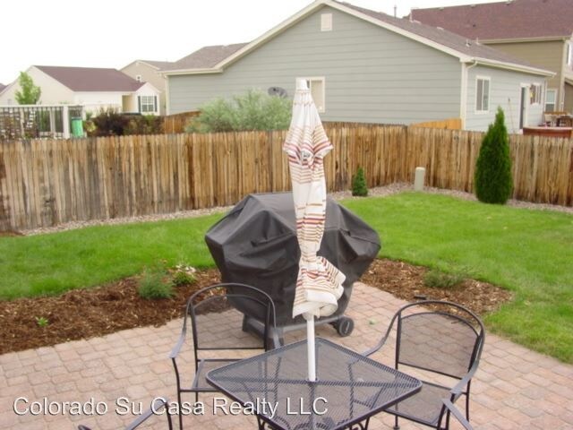 Foto del edificio - 8319 Newbury Way