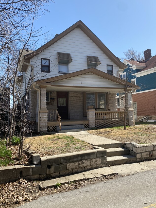 More photos to follow later this week. - 4227 Greenwood Pl