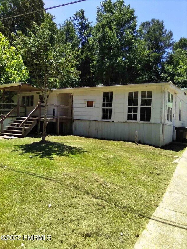 Primary Photo - 2128 Grand Ave