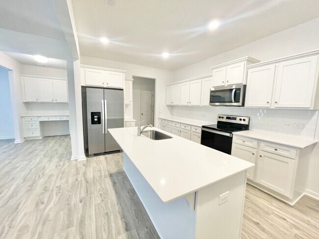 Building Photo - Brand New Paired Home minutes from I-77 an...