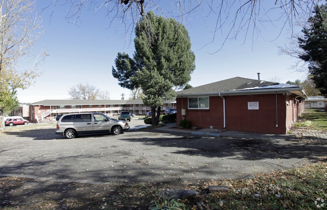 Building Photo - Fenton Street Apartments