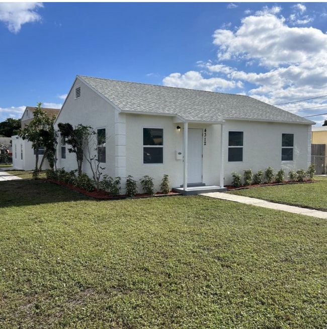 952 S Military Trl, West Palm Beach, FL 33415 House Rental in West