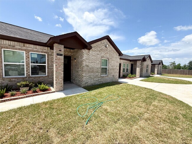 Foto del edificio - 9508 Quaker Ct