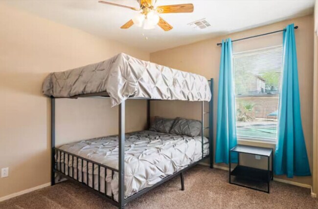 Building Photo - 42618 W Maricopa-Casa Grande Hwy