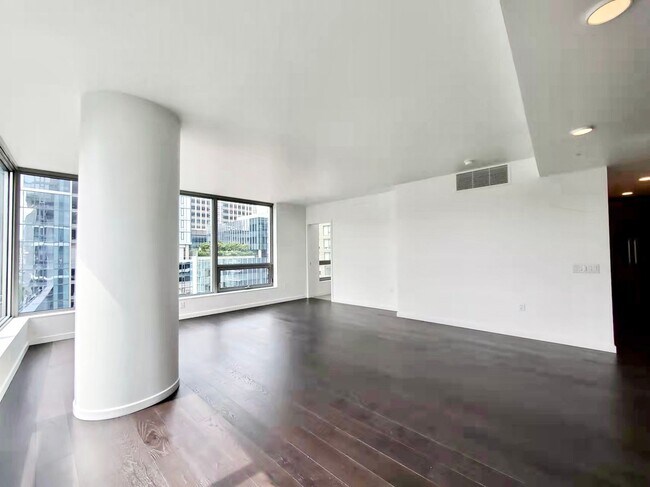 Foto del edificio - Beautiful Condo for Rent