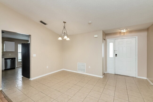Building Photo - 4208 76th Dr E