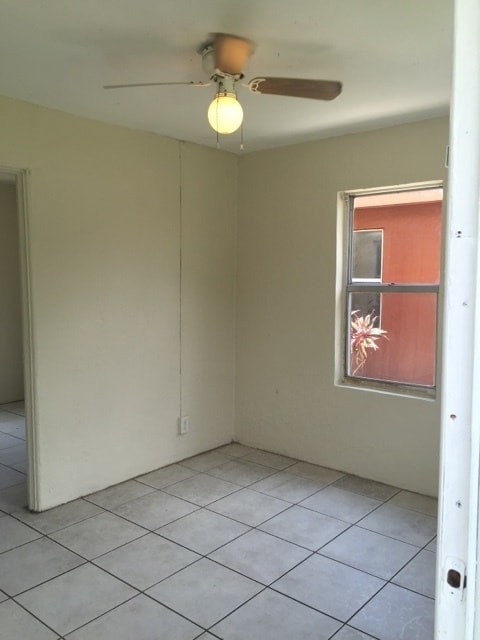 Foto del edificio - 2-1 Apartment