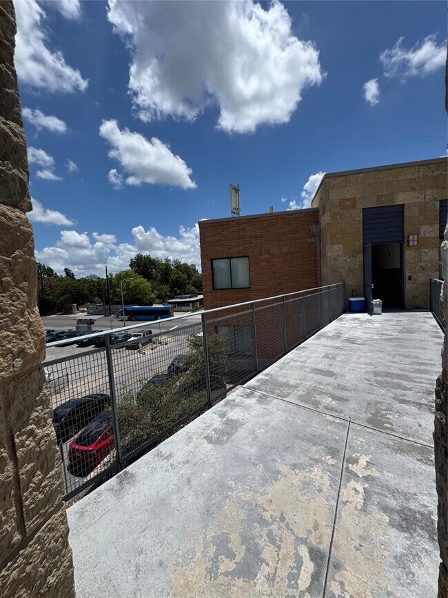 Foto del edificio - 3016 Guadalupe St