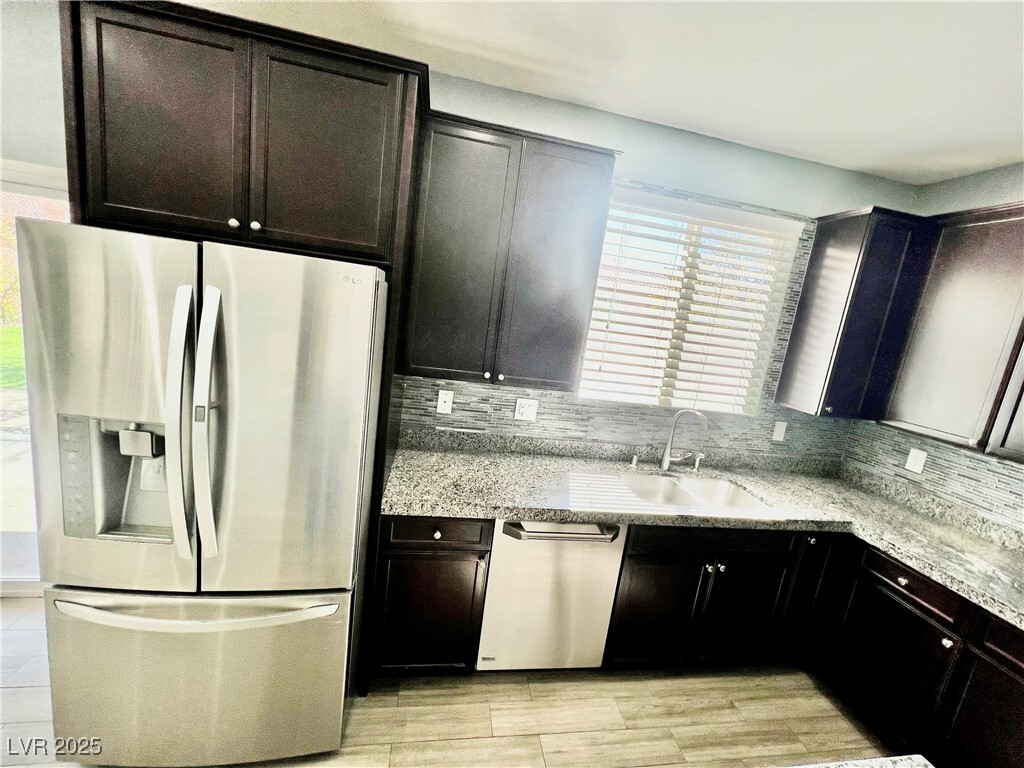 Foto principal - 8667 W Moon Crater Ave