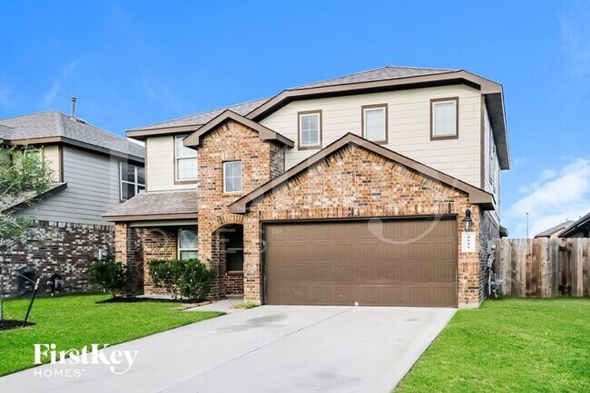 Building Photo - 8011 Carillon Way