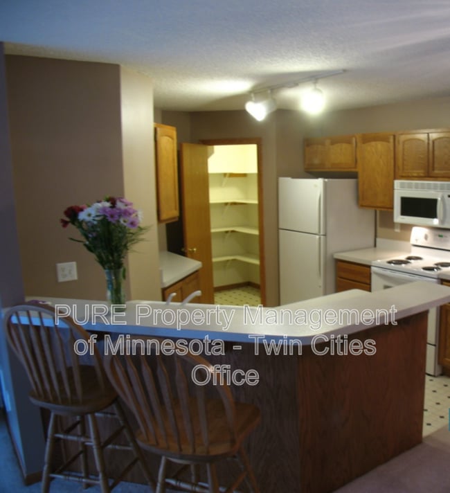 Building Photo - 378 Gironde Ct