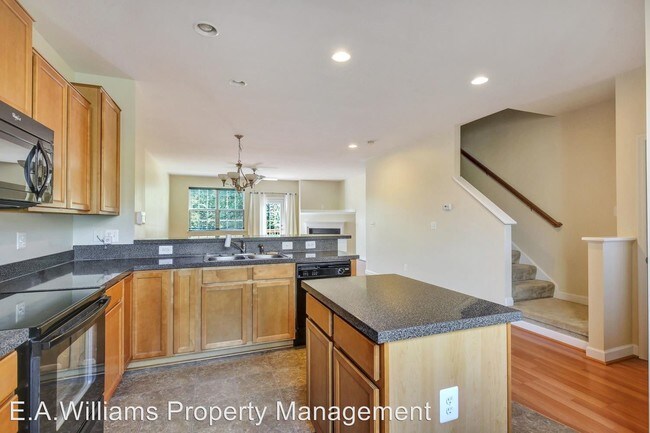 Building Photo - 13317 Diamond Ridge Dr