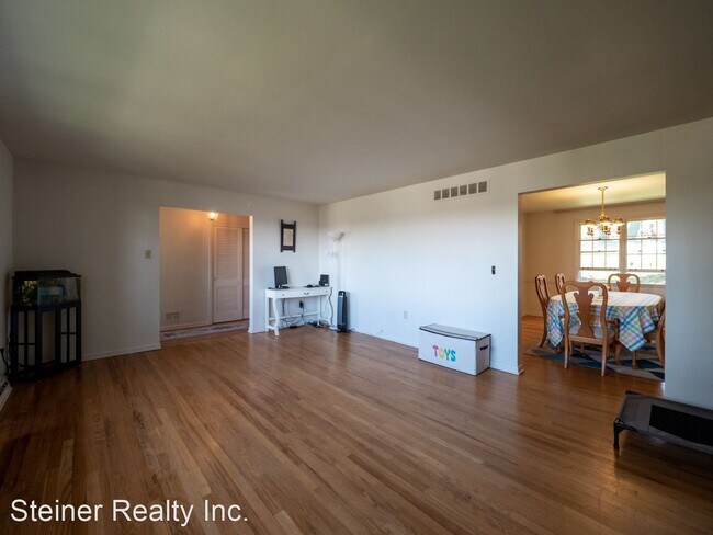Foto del edificio - 3 br, 2.5 bath House - 137 Warwick Drive