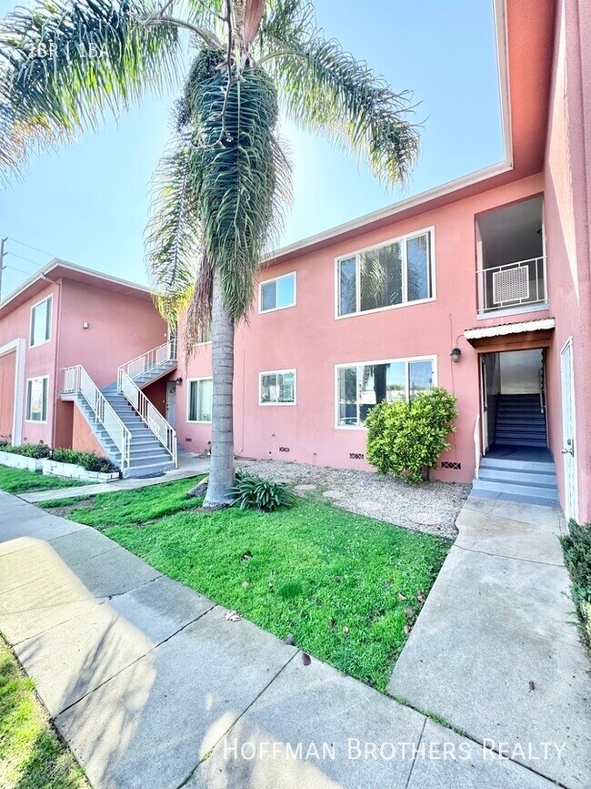Foto del edificio - 9000 W. 24th St, Los Angeles, CA 90034