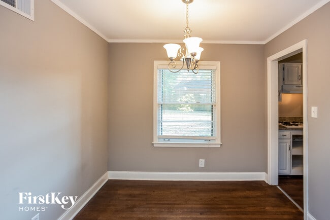 Building Photo - 4549 Leatherwood Ave