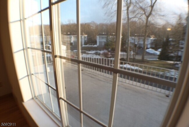 Foto del edificio - 238 Riveredge Dr