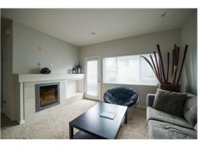 Foto del edificio - 15720 Manor Way