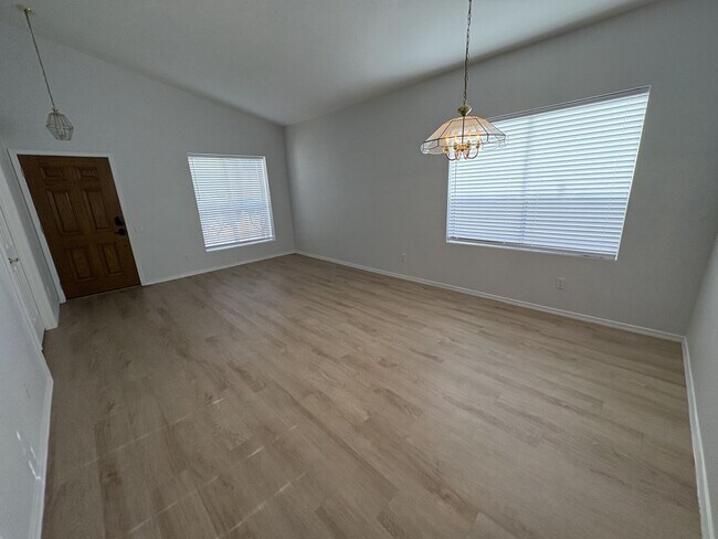 Foto del edificio - Sunrise & Sabino Canyon Four Bedroom Rental