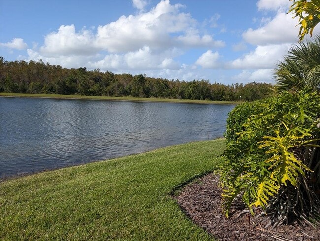 Foto del edificio - 840 Lake Biscayne Way