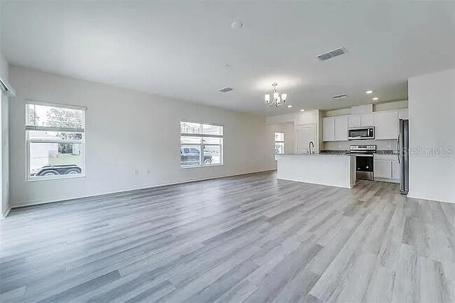 Foto del edificio - 2302 Carrabelle Wy