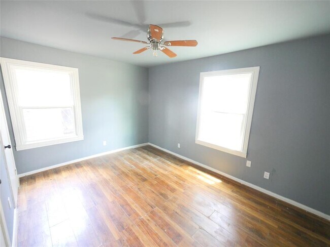 Foto del edificio - 8755 Wiggins St