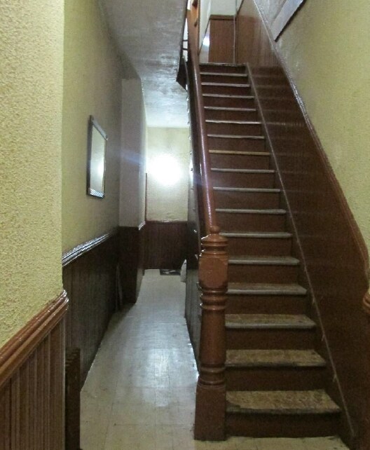 Foto del diseño de interior - 1369 Greene Ave